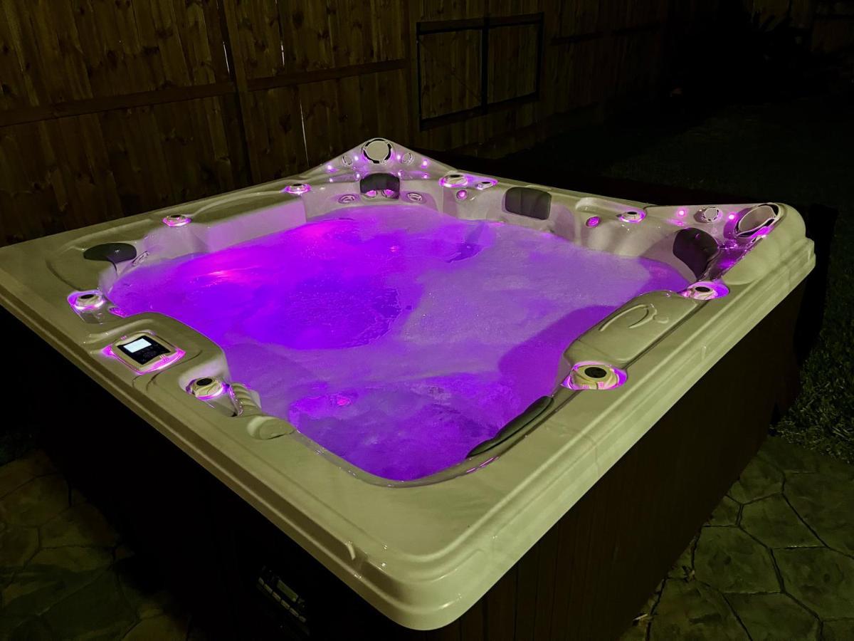 1976Houstongem Luminous Pvtpool & Hottub Dt20Mins For Lrg Families 6Beds 2Bath Villa Екстериор снимка