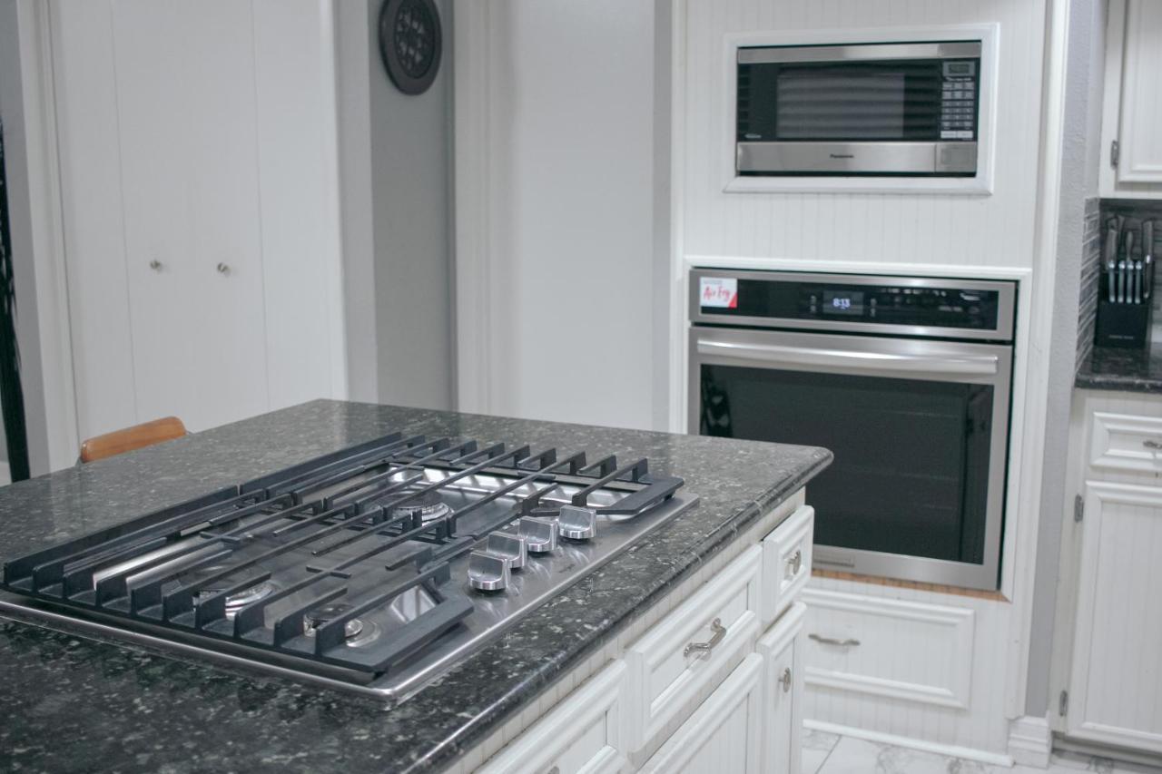 1976Houstongem Luminous Pvtpool & Hottub Dt20Mins For Lrg Families 6Beds 2Bath Villa Екстериор снимка
